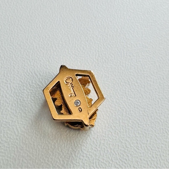 Keep Collective Floral Flower Charm - Pink and Green Crystals - Picture 2 of 3